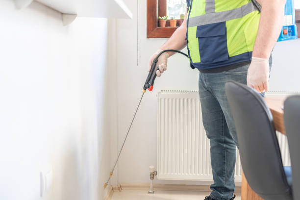 Best Exterminator Services  in Kingsburg, CA